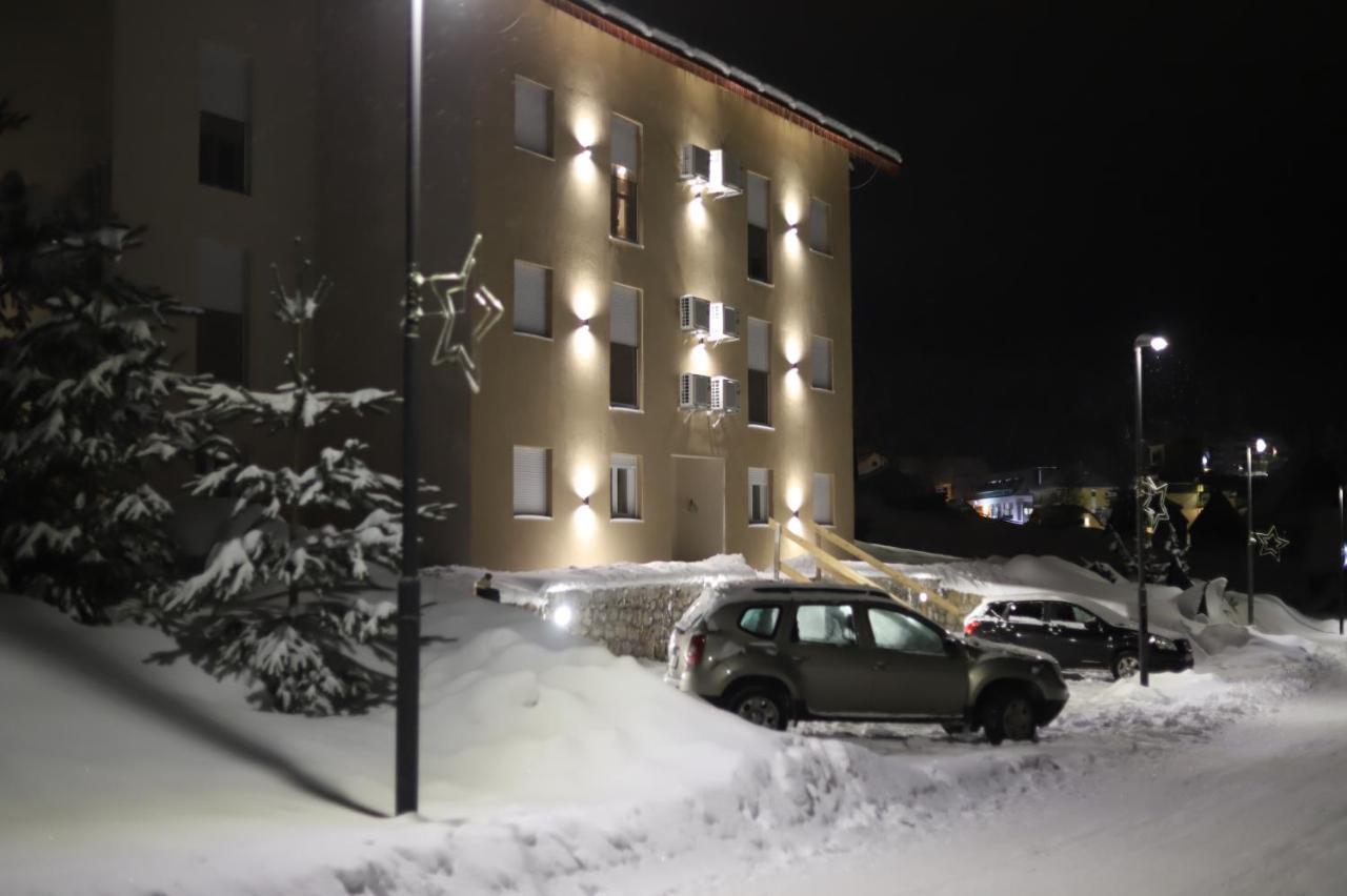 Apartmani Zabljak Hills Экстерьер фото