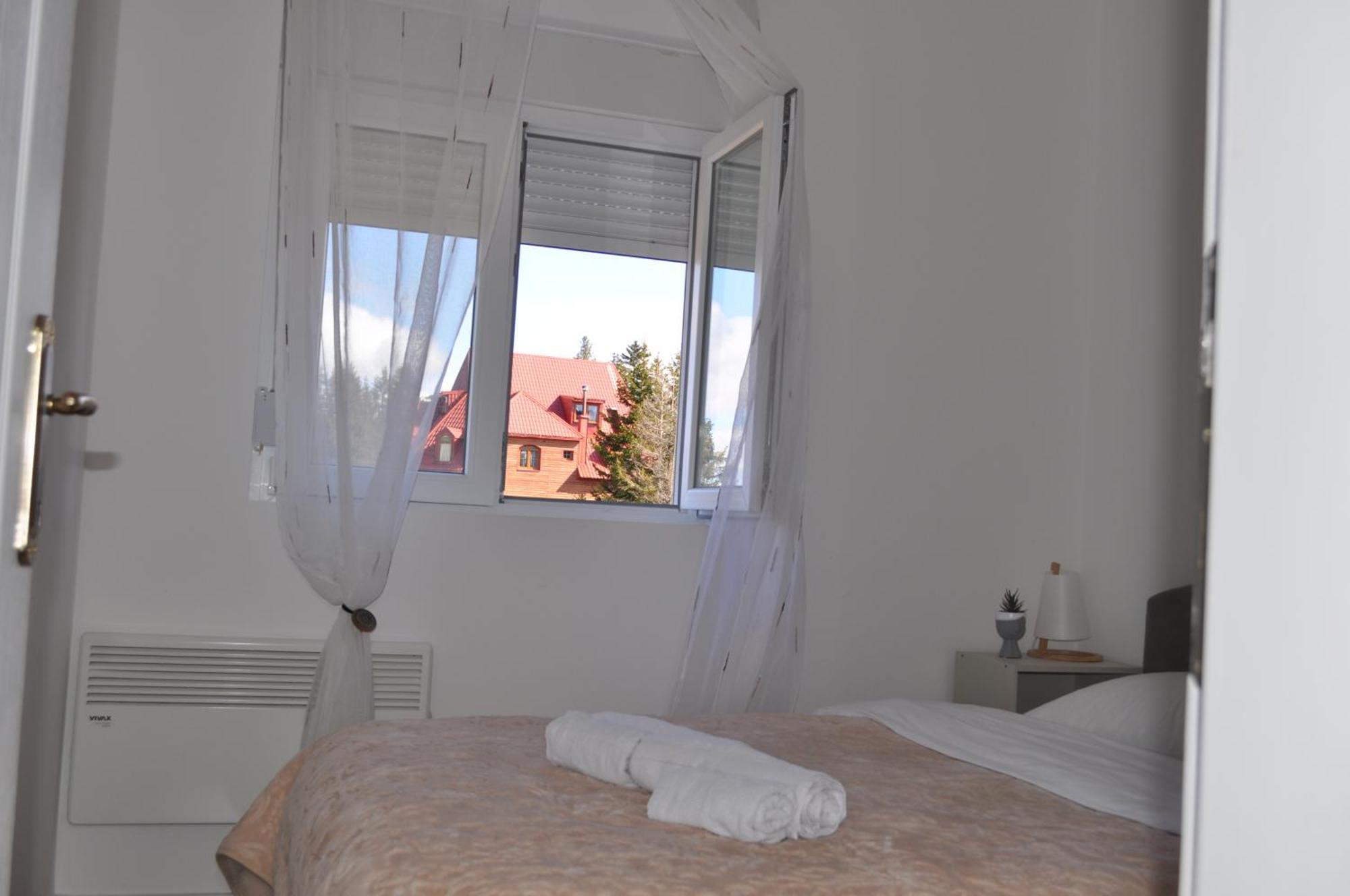 Apartmani Zabljak Hills Экстерьер фото